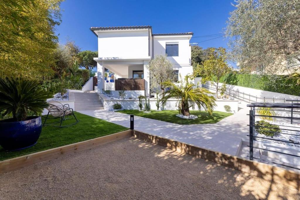 La Desirade- Centre Villa